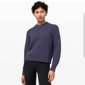 Blue Women's Texture Play Crew  Sweater Lulu lemon size XS/S